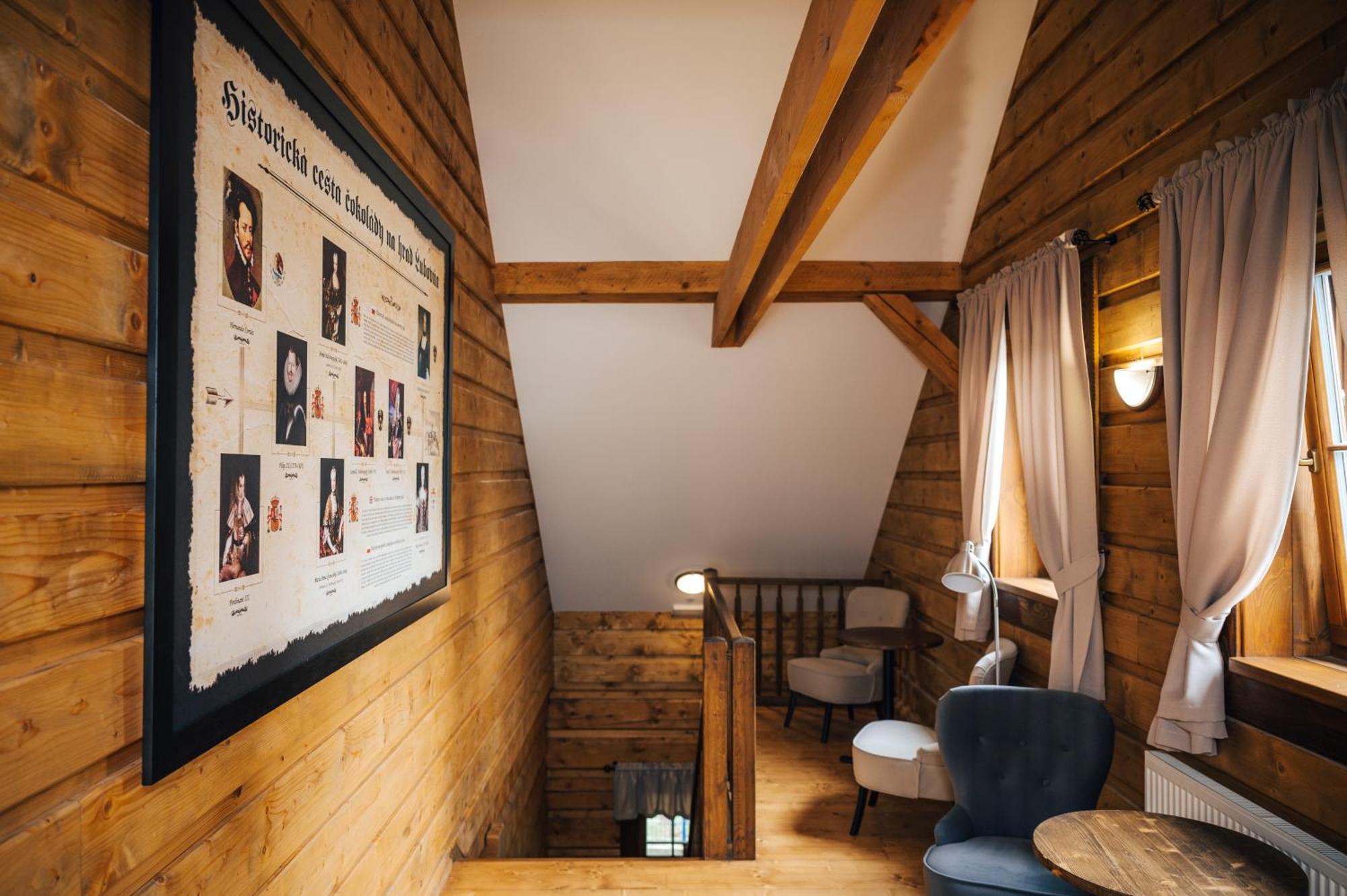 Nestville Apartments Hniezdne Luaran gambar
